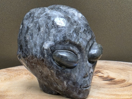 Larvikiet star being met labradoriet ogen