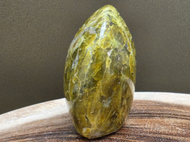 Groene opaal sculptuur