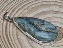 Blauwe andesopaal hanger in zilver