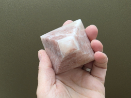 Rhodo calciet piramide