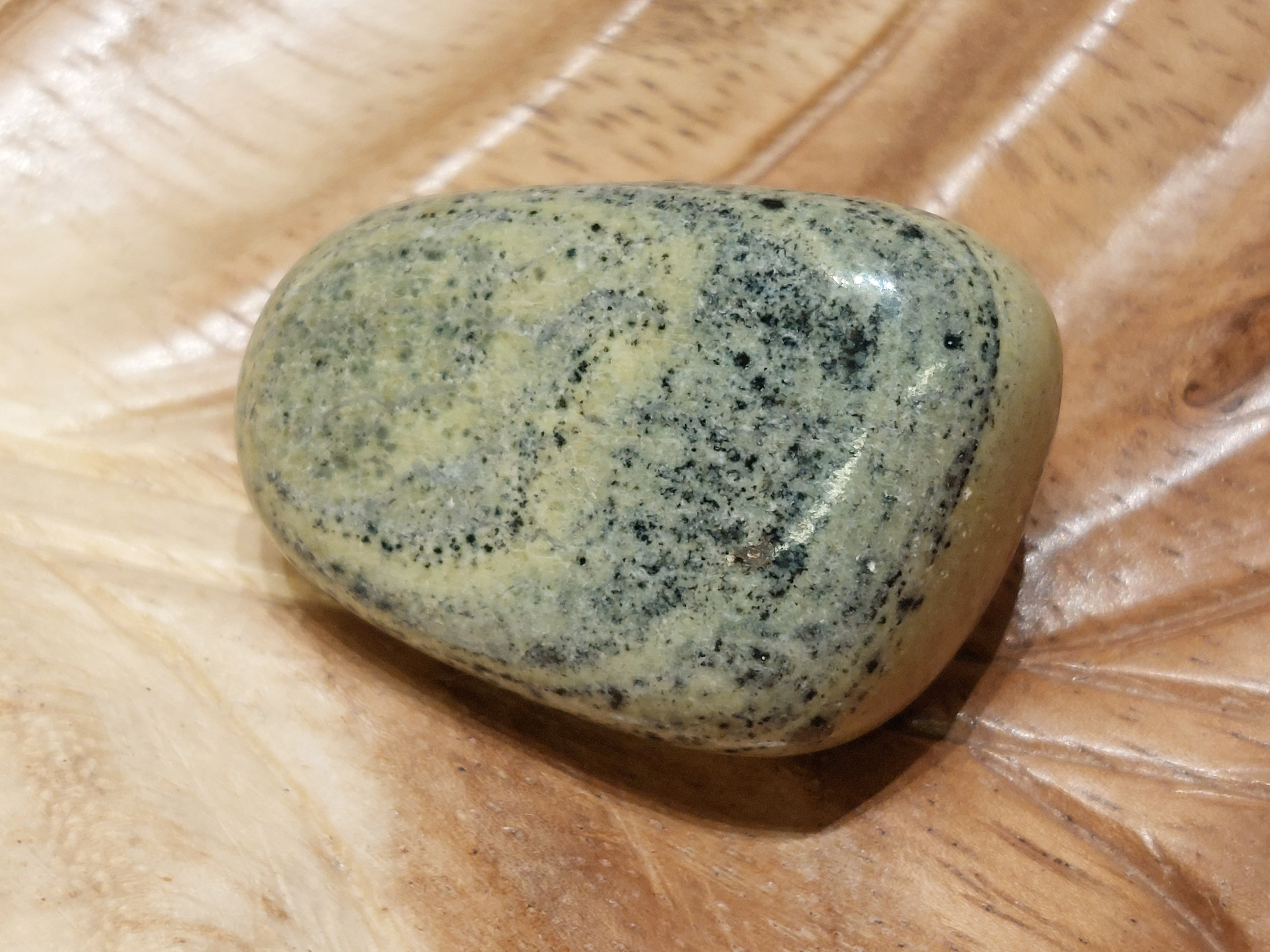 Stone of life knuffelsteen