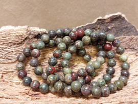 Drakenbloed jaspis kogel armband 8 mm