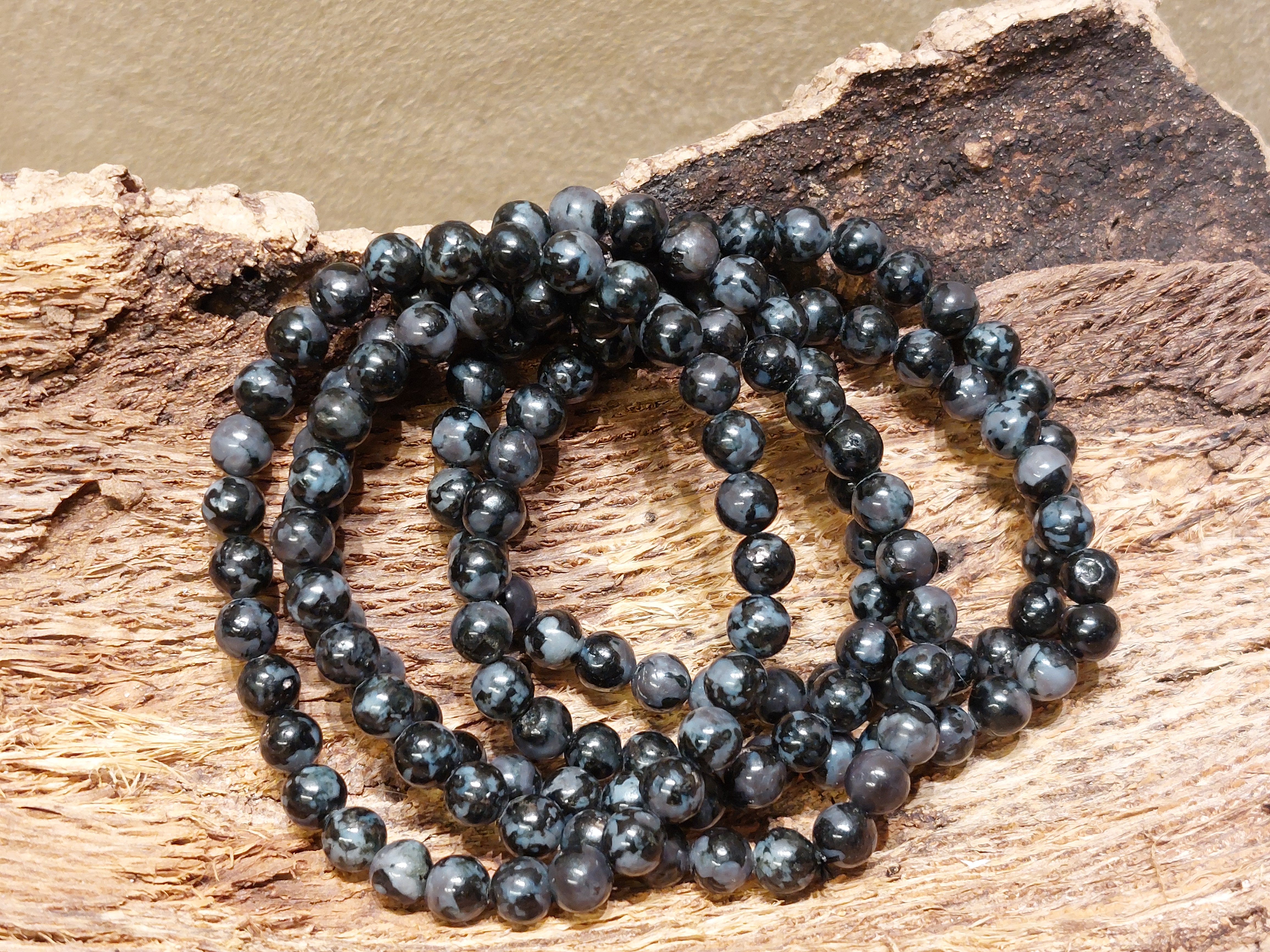 Mystic merliniet of gabbro merliniet kogelarmband 6 mm