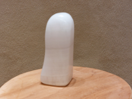 Mangano calciet sculptuur