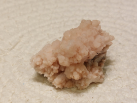 Roze kwarts cluster uit Marokko