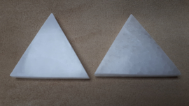 Seleniet/satijnspaat driehoek
