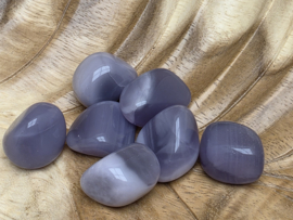 Lavendel fluoriet knuffelsteen