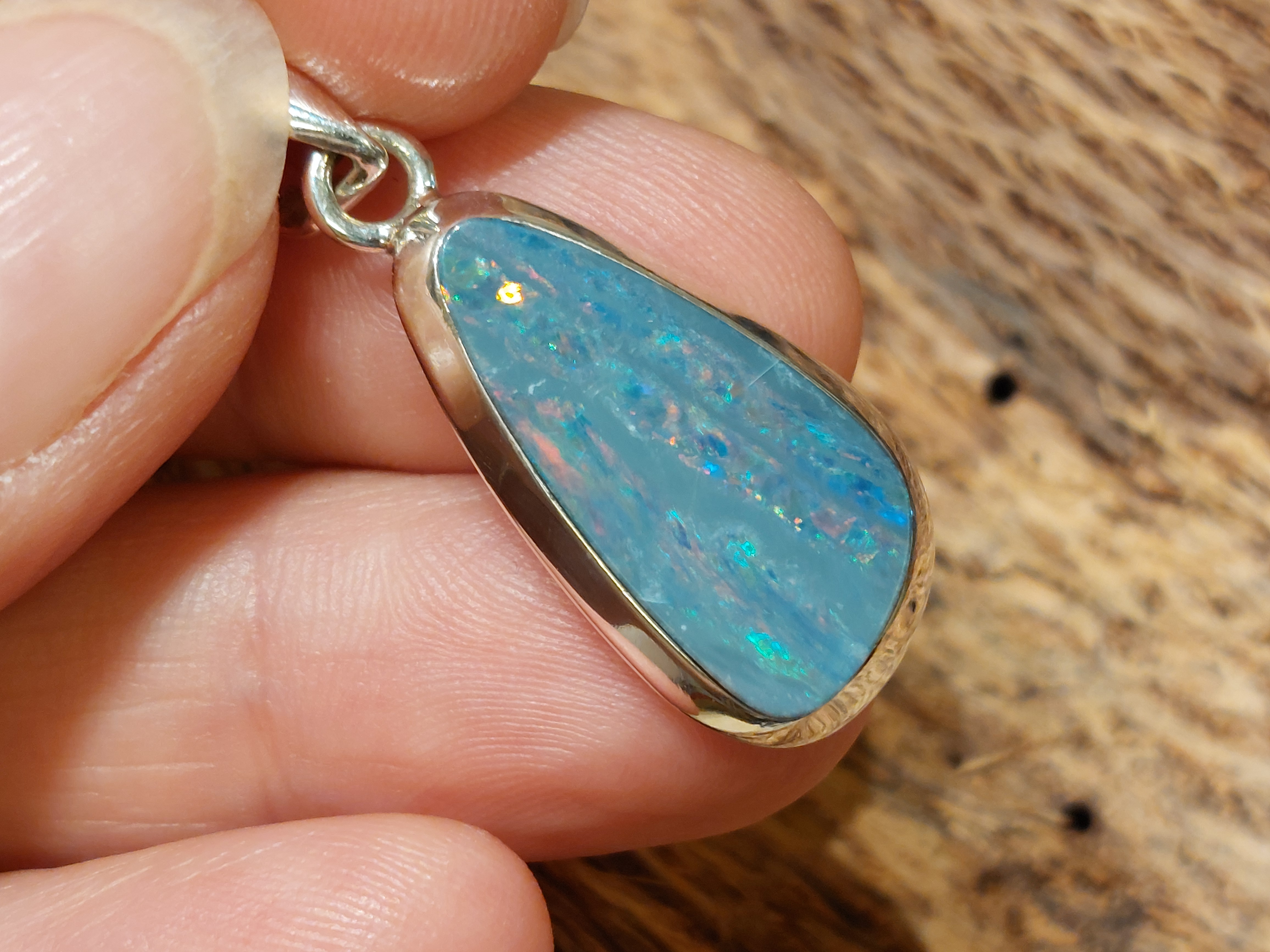 Ethiopisch of welo opaal (doublet) hanger in zilver