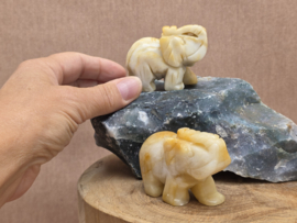 Gele kwarts olifant