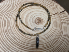 Bruine toermalijn ketting facet geslepen met aegirien hanger
