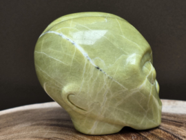 Serpentijn star being