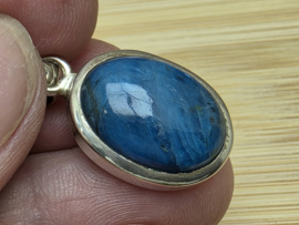 Apatiet hanger in zilver