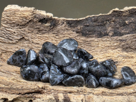Mystic merliniet of gabbro merliniet kleine steentjes, 6 stuks