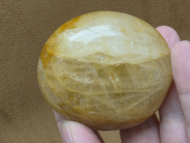 Golden healer of limoniet kwarts handsteen