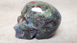 Drakensteen/bastiet human skull
