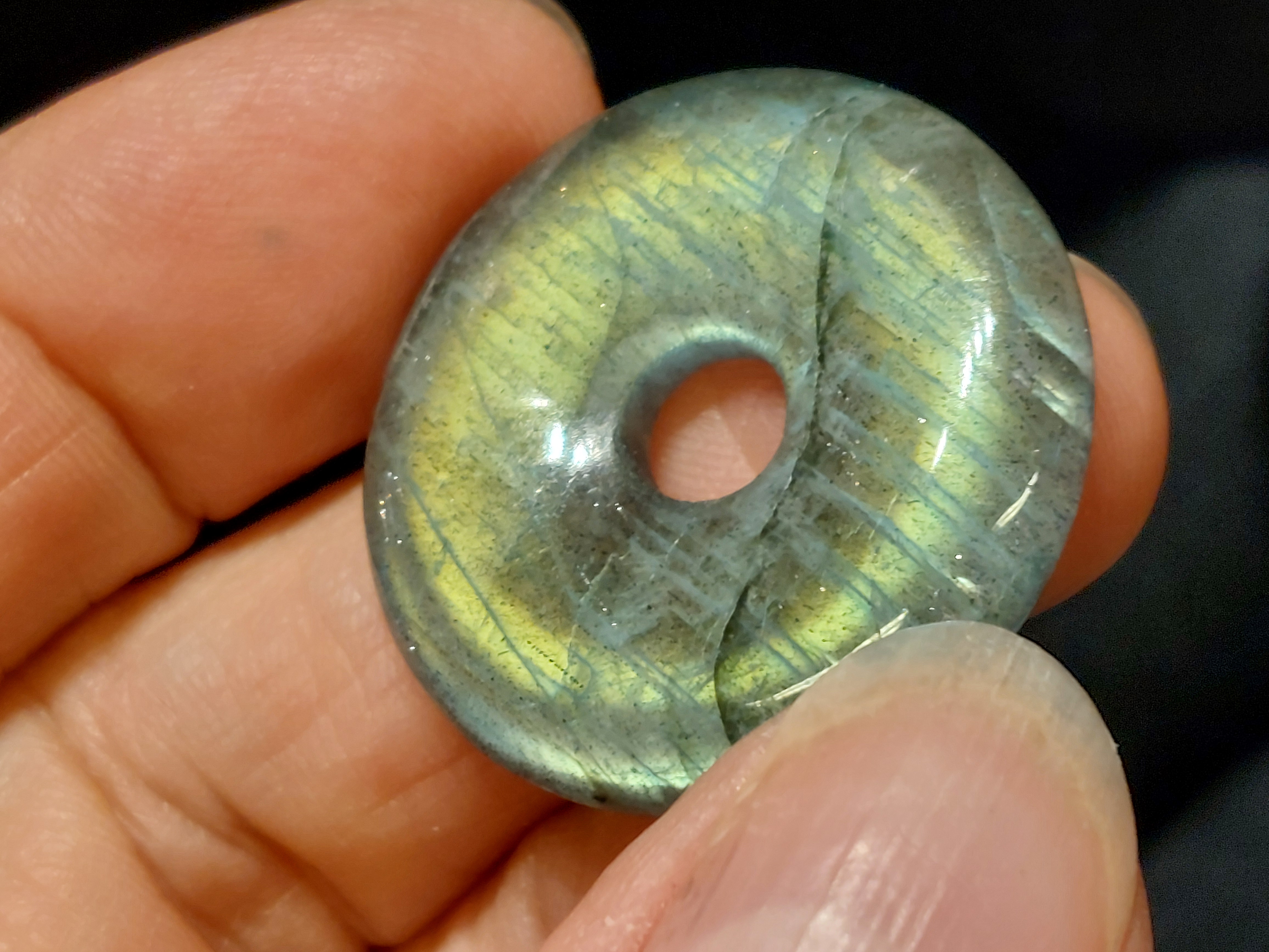Labradoriet donut