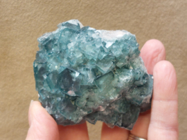 Fluoriet cluster uit Madagaskar, UV gevoelig