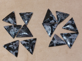 Gabbro merliniet of mystic merliniet driehoekjes 6 stuks