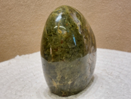 Groene opaal sculptuur