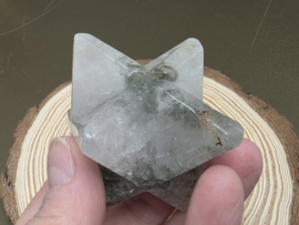 Bergkristal met insluitingen merkaba