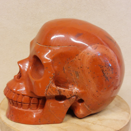 Rode jaspis human skull