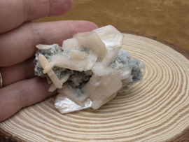 Heulandiet op chalcedoon cluster