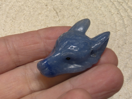 Blauwe kwarts wolf hanger doorboord