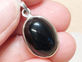 Onyx hanger in zilver