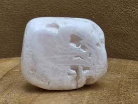 Mangano calciet knuffelsteen