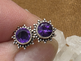 Amethist oorbellen in zilver