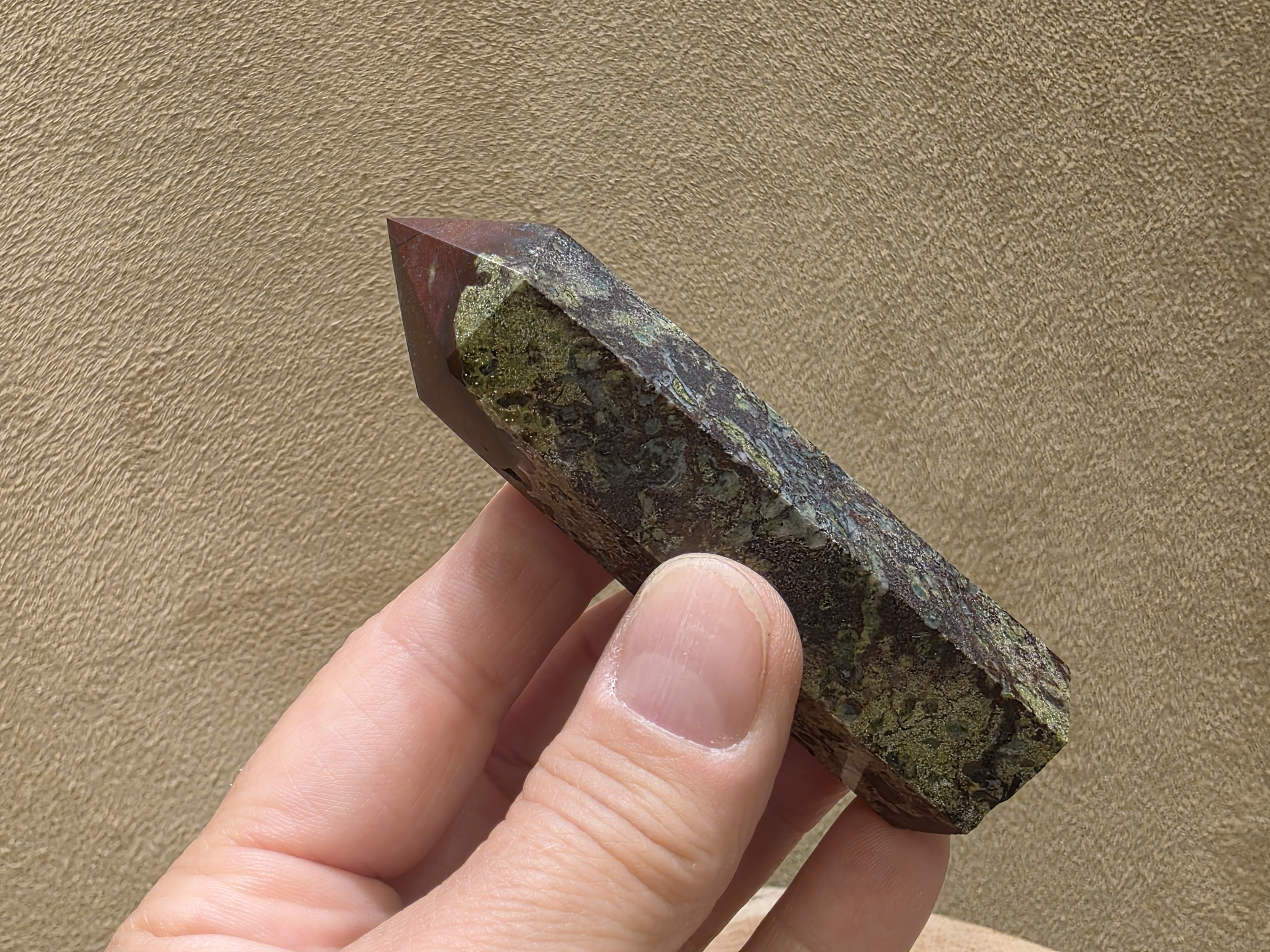 Drakenbloed jaspis punt