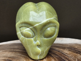 Serpentijn star being