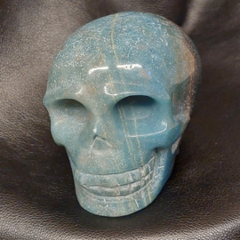 Blauwe paraiba kwarts human skull