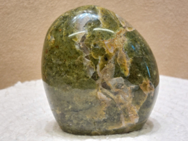 Groene opaal sculptuur