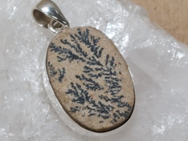 Dendriet in zandsteen hanger in zilver