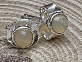 Ethiopisch of welo opaal oorbellen in zilver