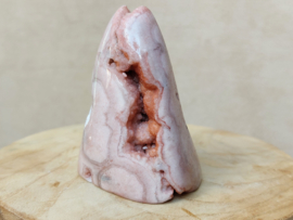 Roze amethist sculptuur