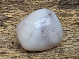 Morganiet knuffelsteen