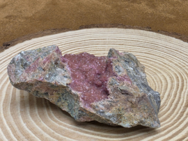Kobalt calciet cluster uit Congo