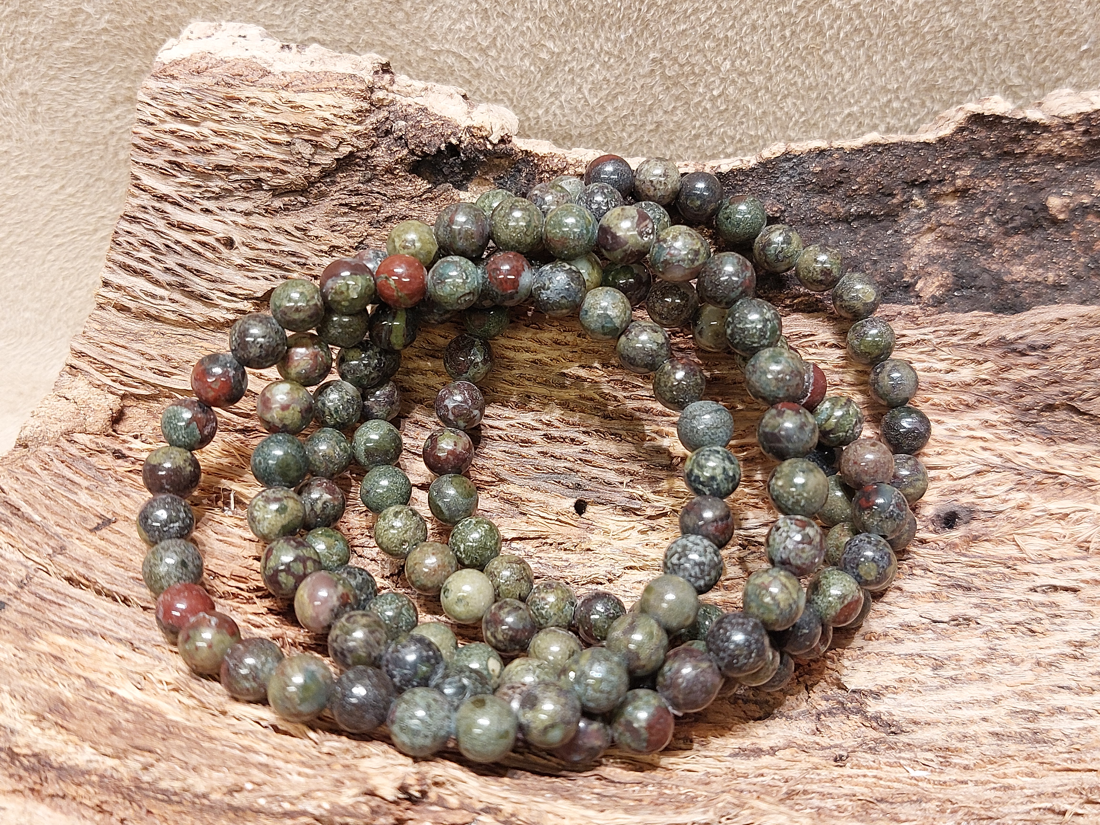 Drakenbloed jaspis kogelarmband 6 mm
