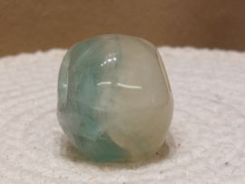 Fluoriet human skull