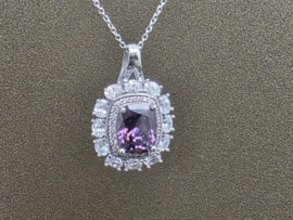 Amethist hanger in zilver met zilveren ketting en zirkoontjes