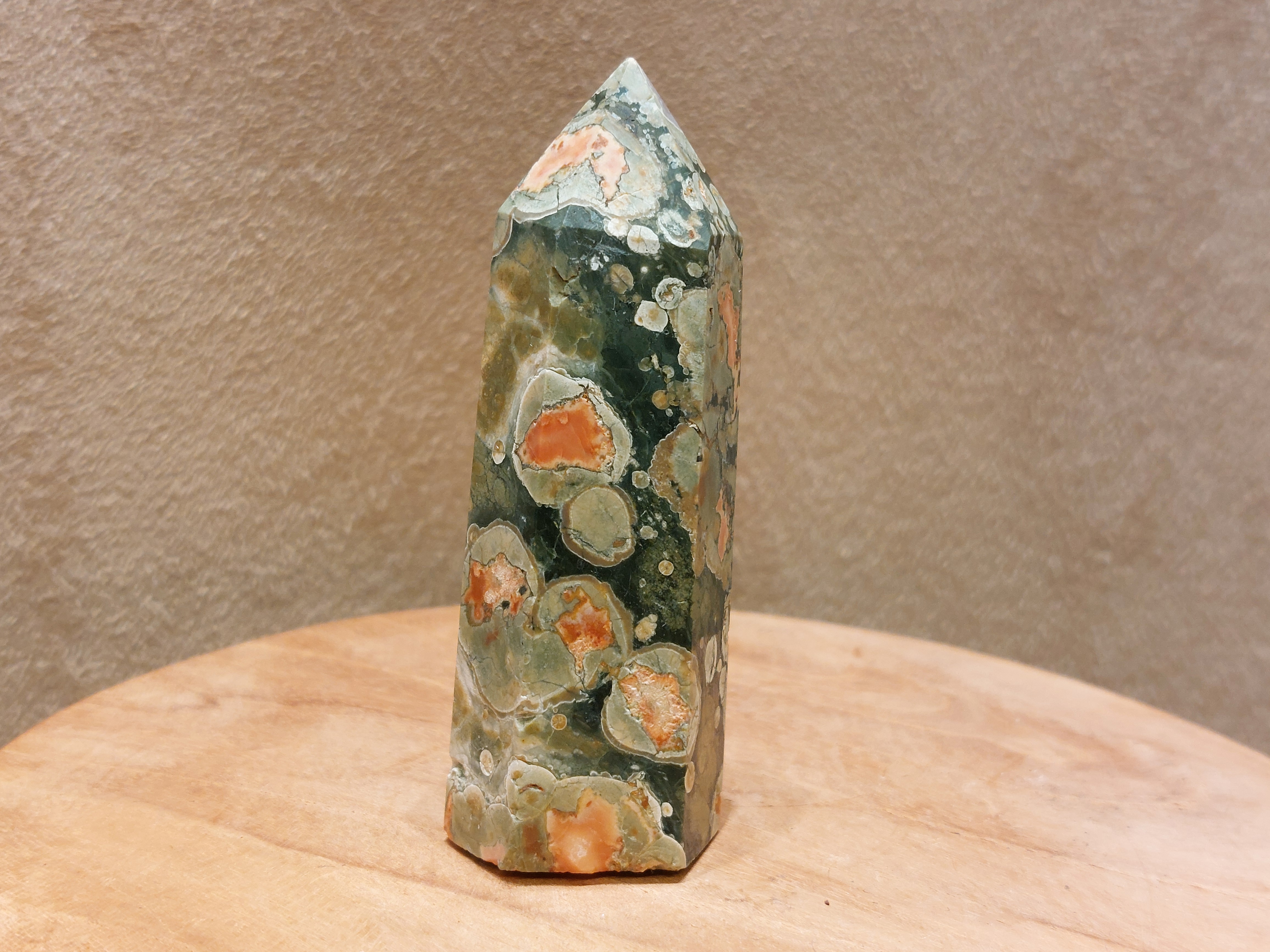 Rhyoliet of regenwoud jaspis punt