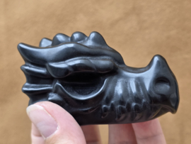 Zwarte obsidiaan draak