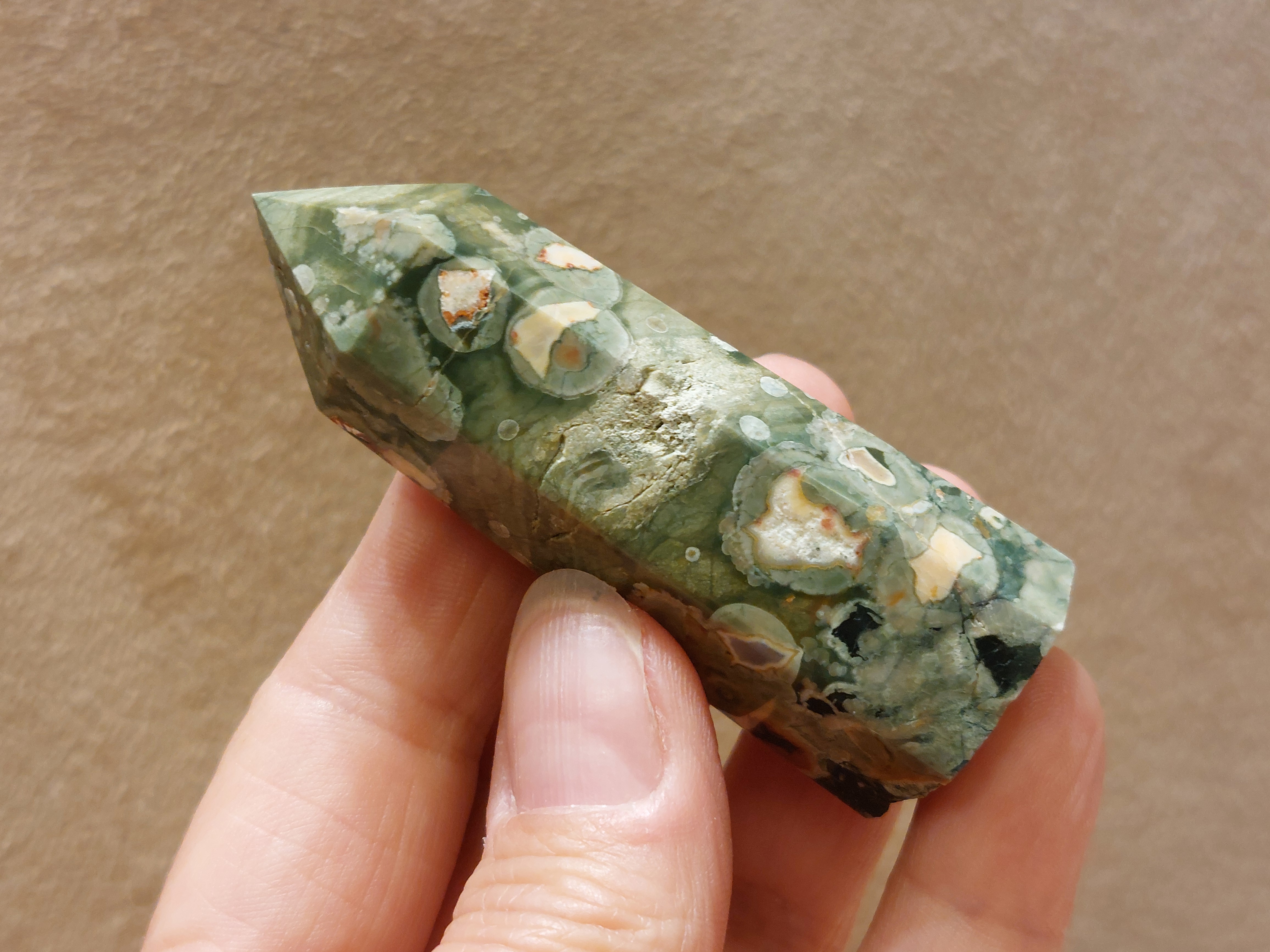 Rhyoliet of regenwoud jaspis punt