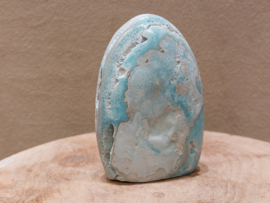 Blauwe aragoniet sculptuur