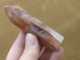 Agnitiet/hematoid kwarts punt