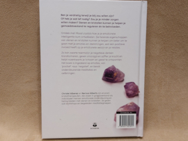 Mood crystals, Christel Alberez en Nerissa Alberts, boek