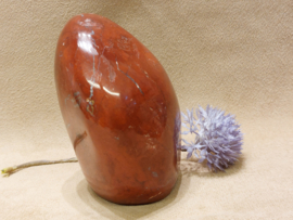 Rode jaspis sculptuur