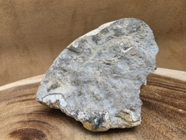 Maligano jaspis sculptuur half gepolijst